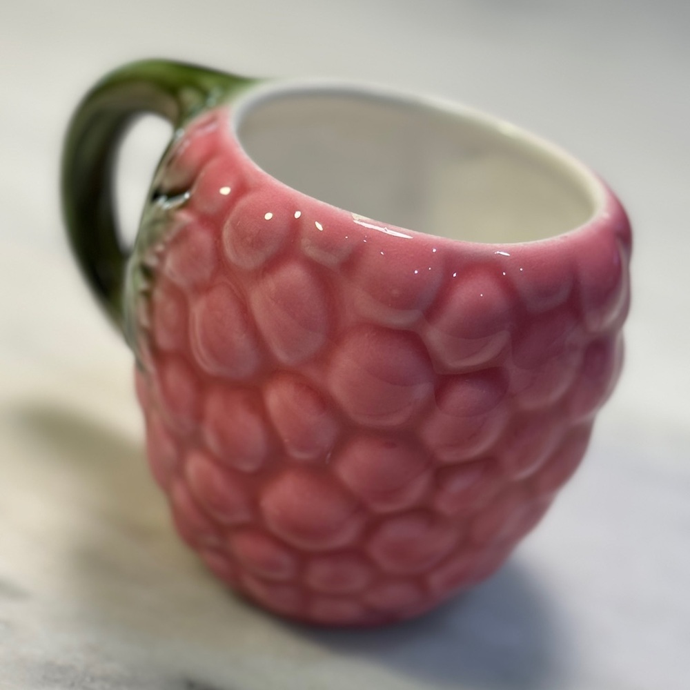 Italian Grape Raspberry Ceramic Mug - Picture 3 of 5